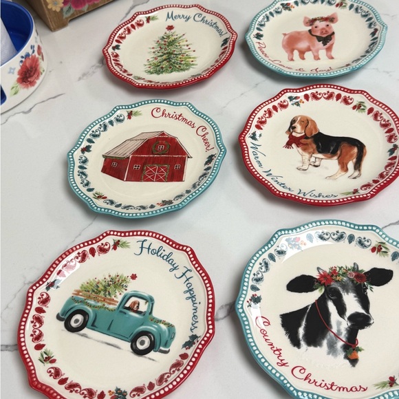 The Pioneer Woman Holiday Appetizer Plate Set - Red and Green